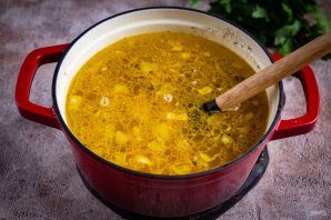 Суп с рыбными консервами