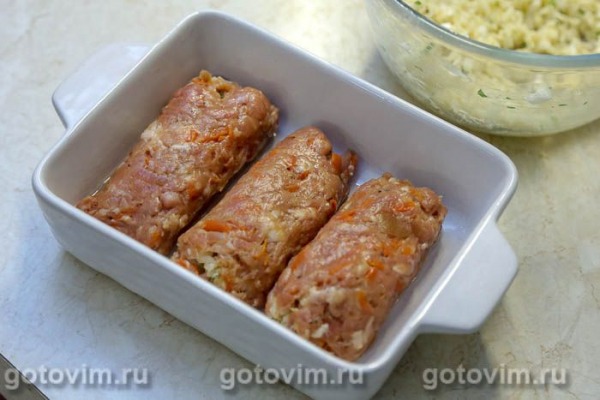 Мясные рулетики из фарша с рисом и яйцом Мясные рулетики из фарша с рисом и яйцом