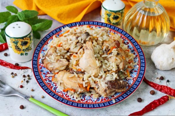 Плов с курицей в мультиварке post thumbnail image