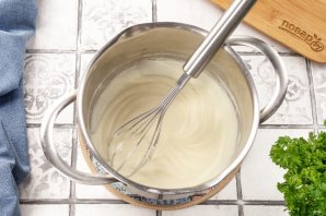 Запеканка с фаршем под соусом Бешамель Запеканка с фаршем под соусом Бешамель