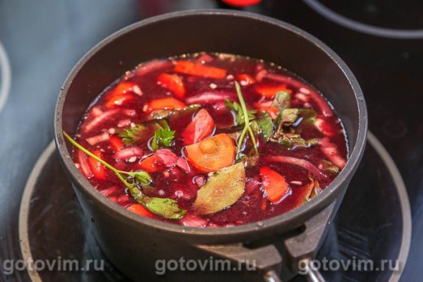Говядина по-бургундски (Boeuf bourguignon) Говядина по-бургундски (Boeuf bourguignon)