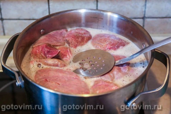 Гуляш из легкого с грибами Гуляш из легкого с грибами