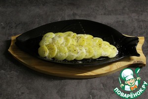 Филе сибаса под чешуёй из картофеля Филе сибаса под чешуёй из картофеля