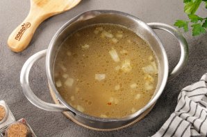 Борщ со щавелем и яйцом