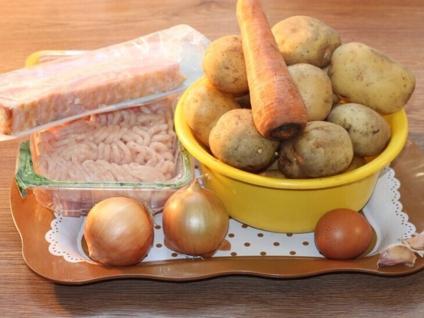 Картофельные лепешки с мясным припеком Картофельные лепешки с мясным припеком