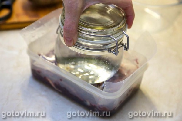 Иваси соленая (со свеклой)