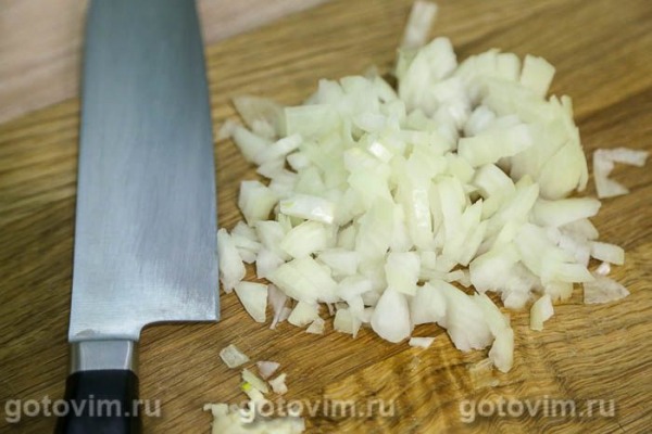 Стейки из свиной шеи в томатно-сливочном соусе в мультиварке