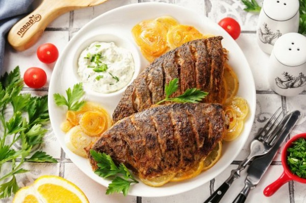 Караси в духовке post thumbnail image