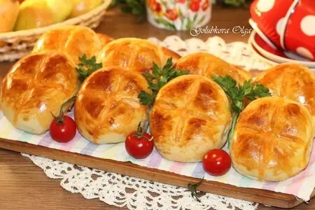 Пироги с начинкой и с соусом post thumbnail image