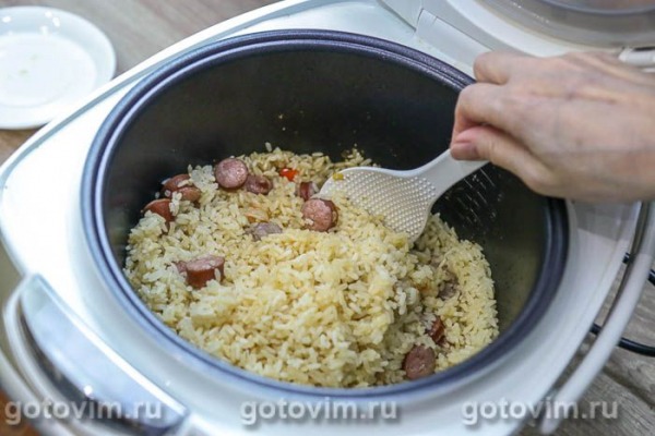 Паэлья с креветками, свининой и копчёными колбасками в мультиварке