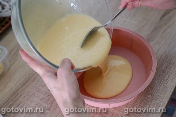Бисквитный торт с заварным кремом в микроволновке