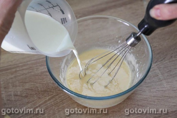 Бисквитный торт с заварным кремом в микроволновке