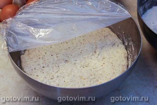 Кулич «Весенний» с изюмом
