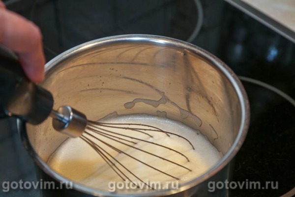 Кулич «Весенний» с изюмом