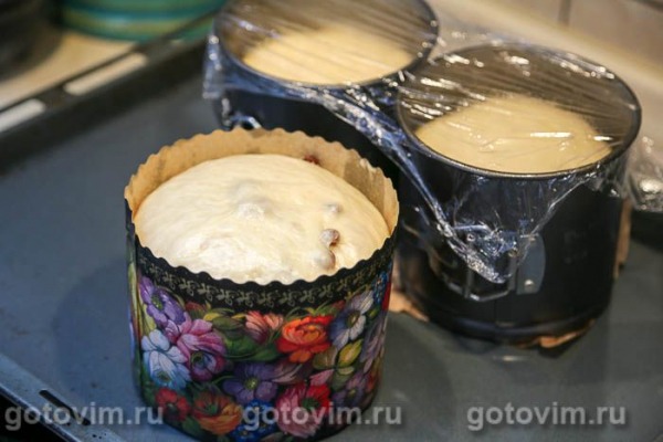 Кулич «Весенний» с изюмом