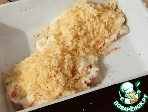 Треска, запечённая под сметаной с пармезаном