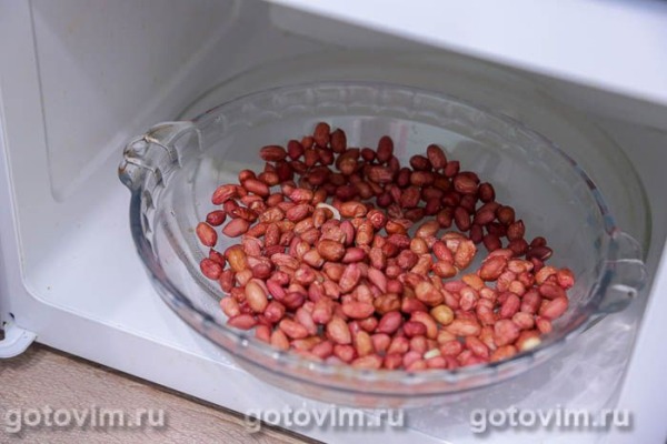 Солёный арахис со смесью со смесью Magic Dust в микроволновке
