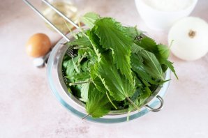 Пельмени с крапивой