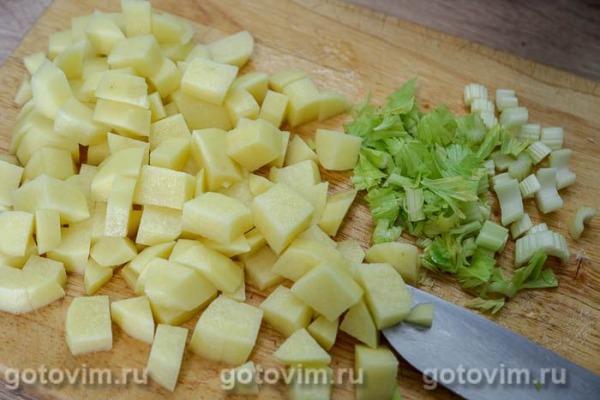Рыбный суп с креветками и беконом в мультиварке
