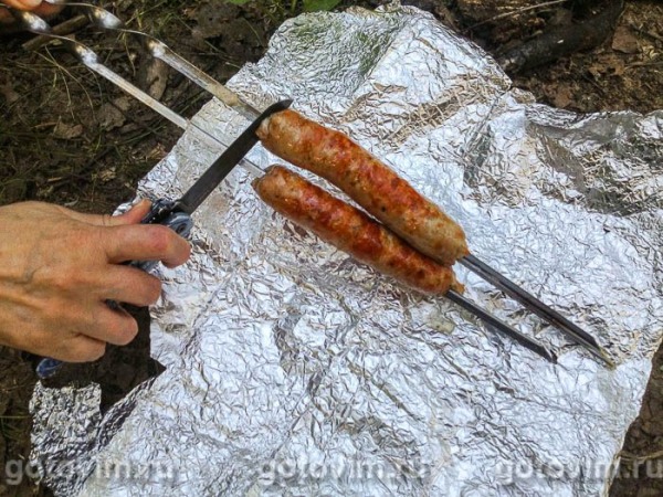Купаты на мангале (шашлык из колбасок для жарки)