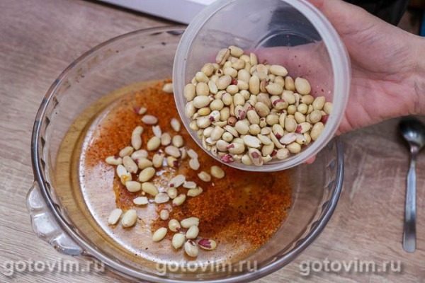 Солёный арахис со смесью со смесью Magic Dust в микроволновке