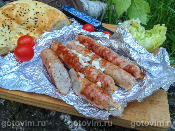 Купаты на мангале (шашлык из колбасок для жарки)