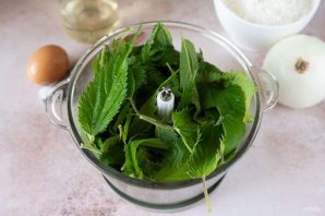 Пельмени с крапивой