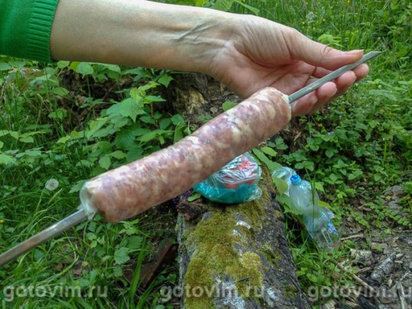 Купаты на мангале (шашлык из колбасок для жарки)