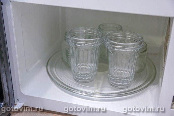 Варенье из красной смородины с малиной в микроволновке