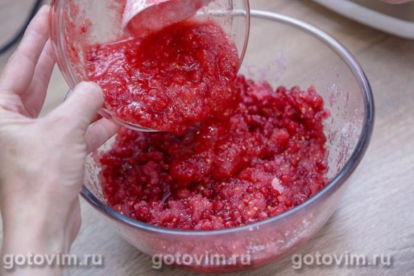 Варенье из красной смородины с малиной в микроволновке