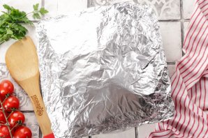 Цыпленок табака на мангале