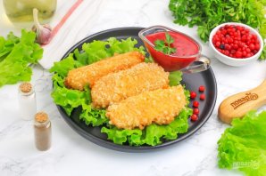Жареный сулугуни с соусом