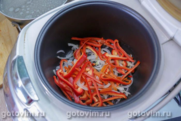 Суп с мясом и грибами эноки в мультиварке