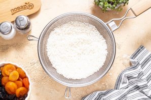 Постный плов с сухофруктами