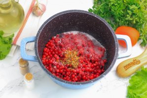 Жареный сулугуни с соусом