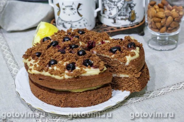 Шоколадный торт с яблочным заварным кремом в микроволновке