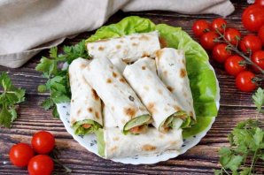 Закуска на пикник на природе