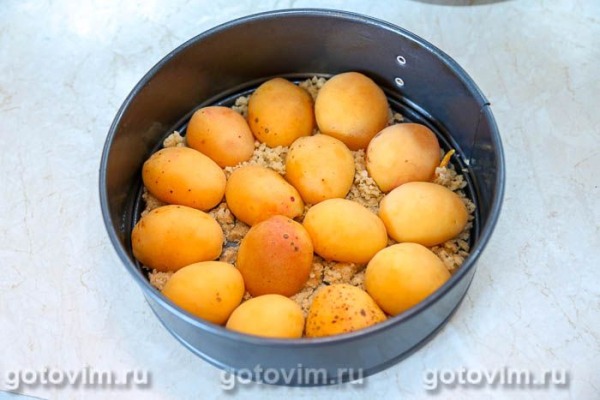 Перевернутый пирог с абрикосами