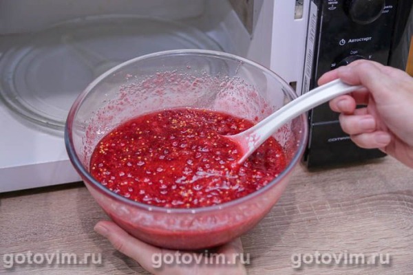Варенье из красной смородины с малиной в микроволновке