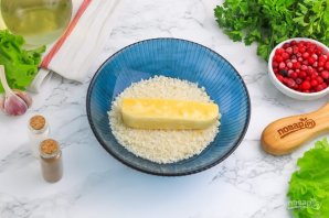 Жареный сулугуни с соусом