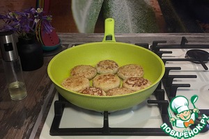 Котлеты из щуки с икорным соусом