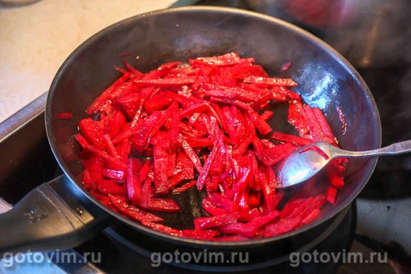 Южный борщ с баклажанами